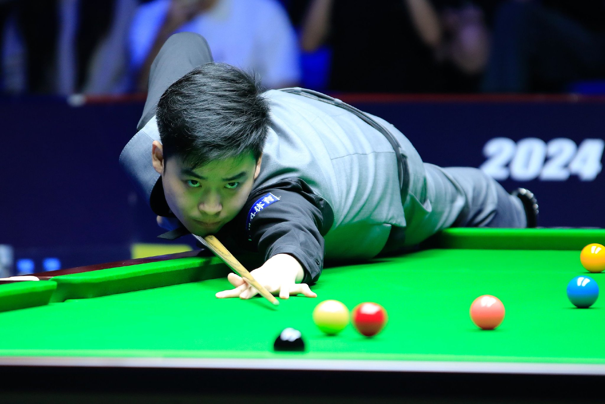 备以他的激 备以他的激